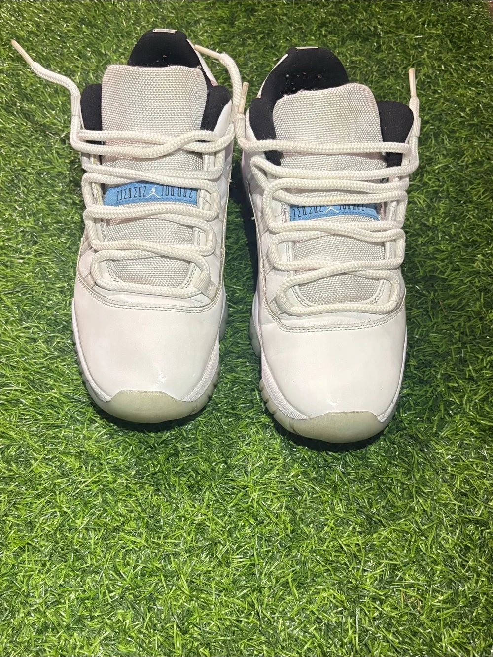 Jordan Men Shoes White with Black Accents